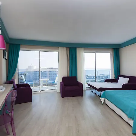 Sultan Of Dreams & リゾート Kızılot