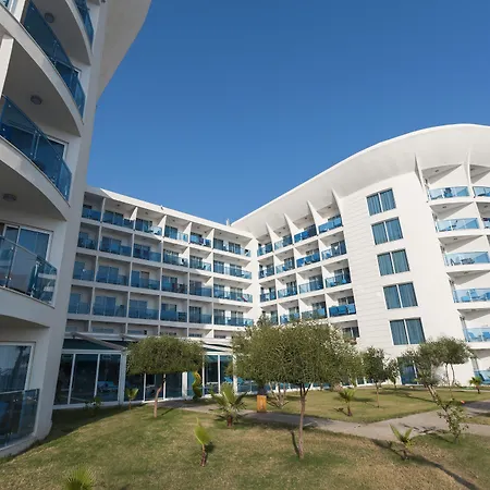 Sultan Of Dreams & 5*