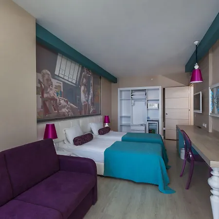 Rezort Sultan Of Dreams & Kızılot