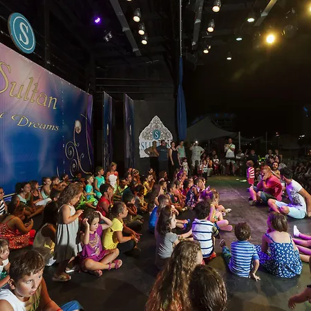 Sultan Of Dreams & 5*